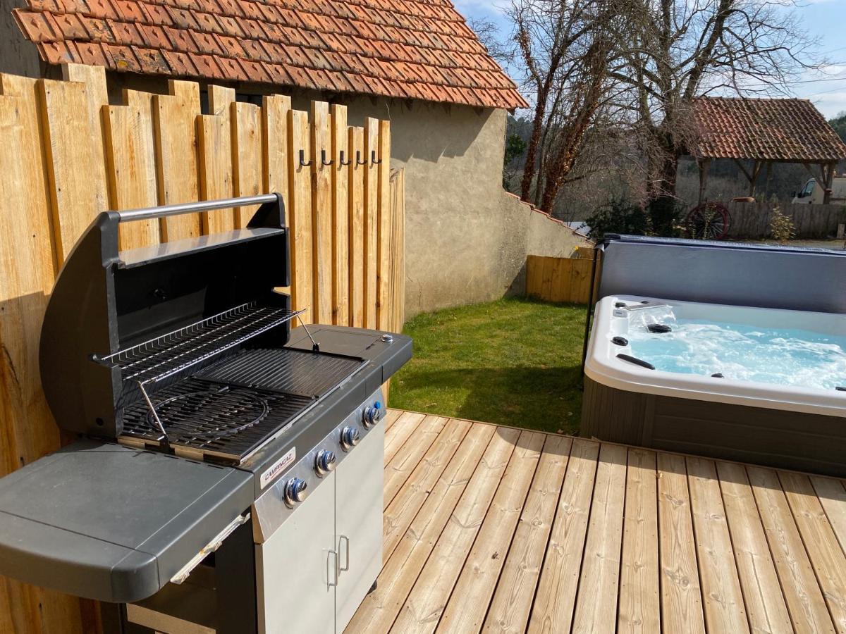 Le Gite De La Villenie - En Pleine Nature - 5 Min Centre Ville De Sarlat מראה חיצוני תמונה