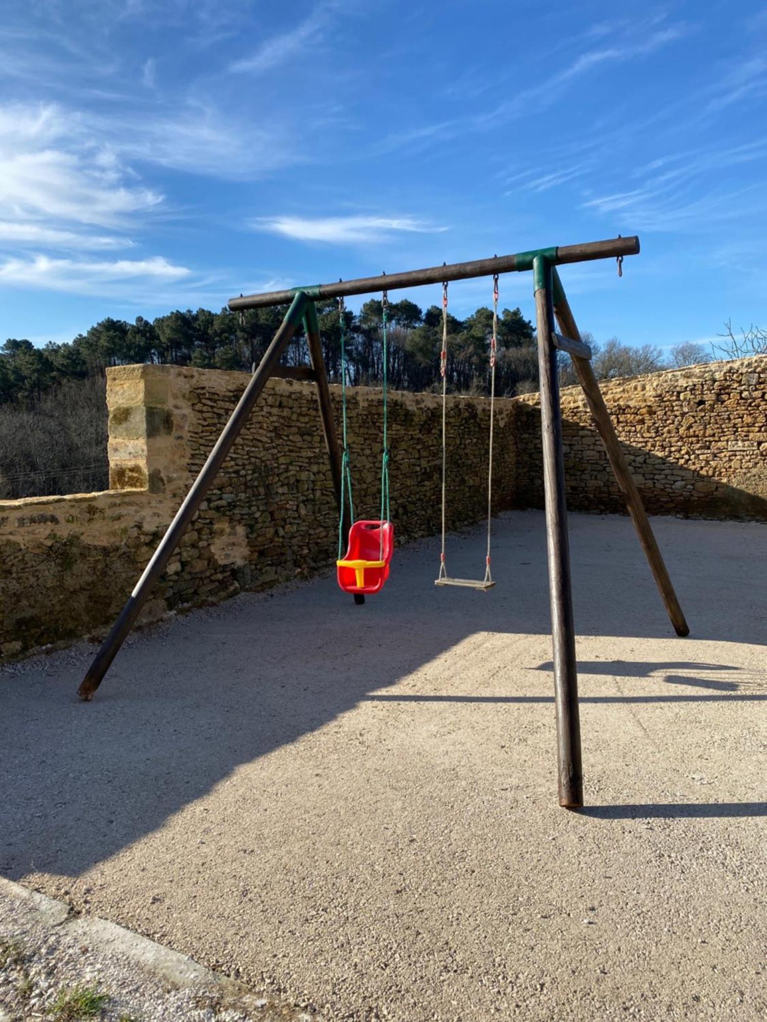 Le Gite De La Villenie - En Pleine Nature - 5 Min Centre Ville De Sarlat מראה חיצוני תמונה